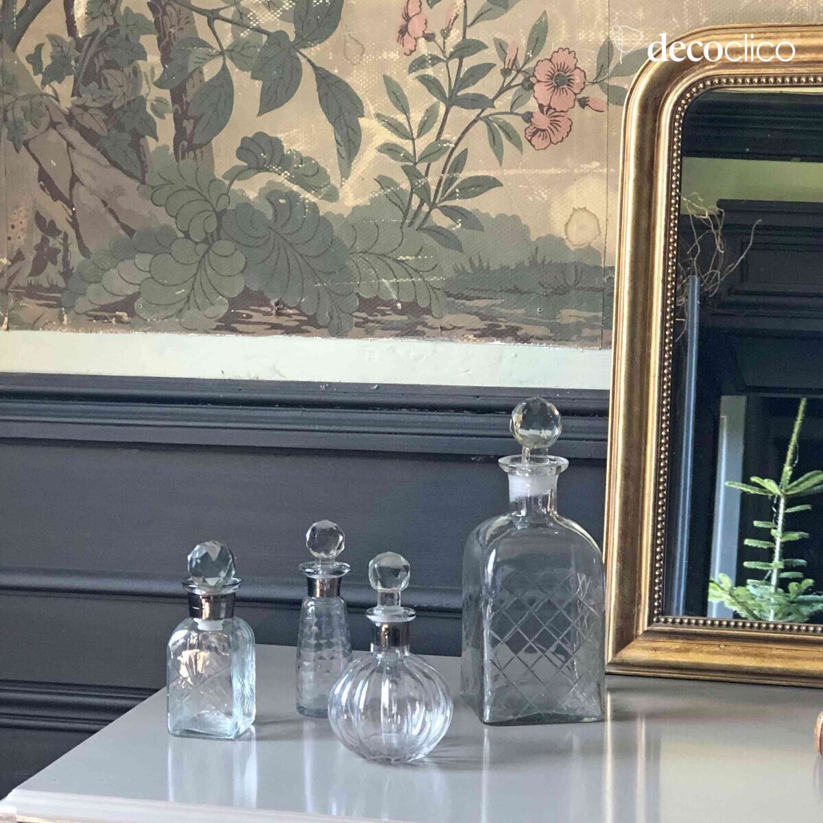 Set de 3 flacons en verre gravé avec bouchon facette Castille