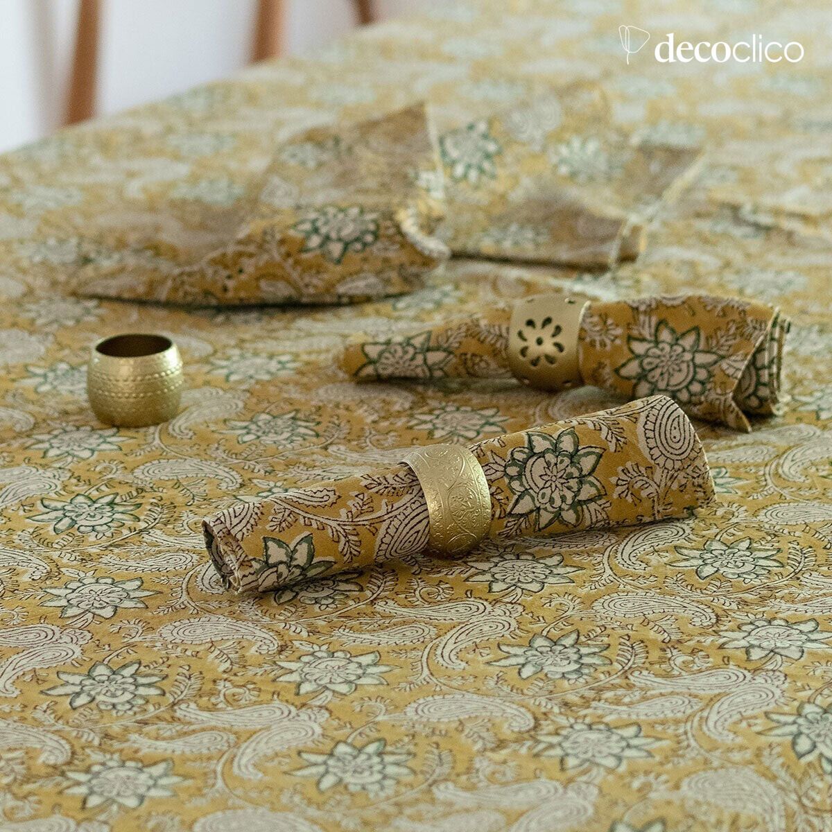 Set de 4 ronds de serviette en métal doré mat Jaya