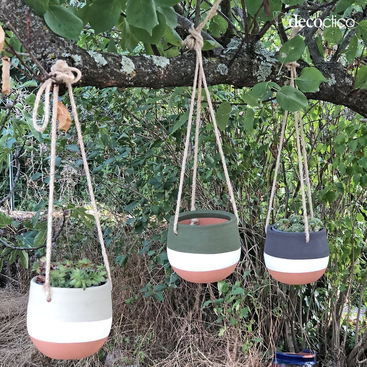 Set mit 3 hängenden bemalten Terrakotta-Blumentöpfen Lima