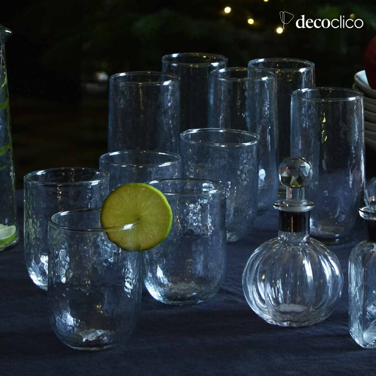 Set mit 4 Bechergläsern aus gemustertem Glas