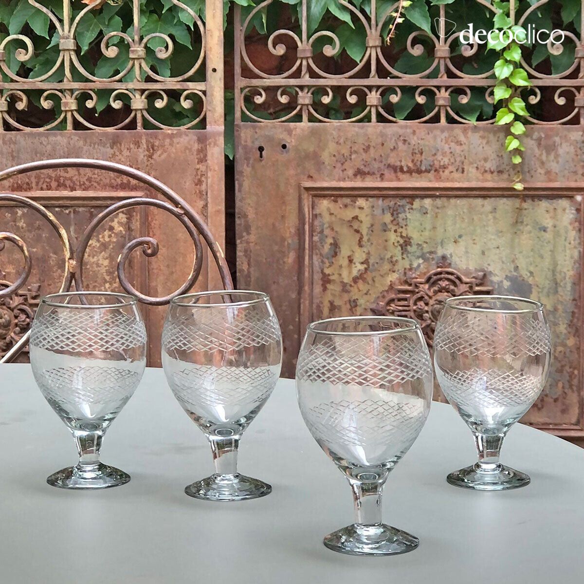 Set mit 4 Wassergläsern aus geätztem Glas