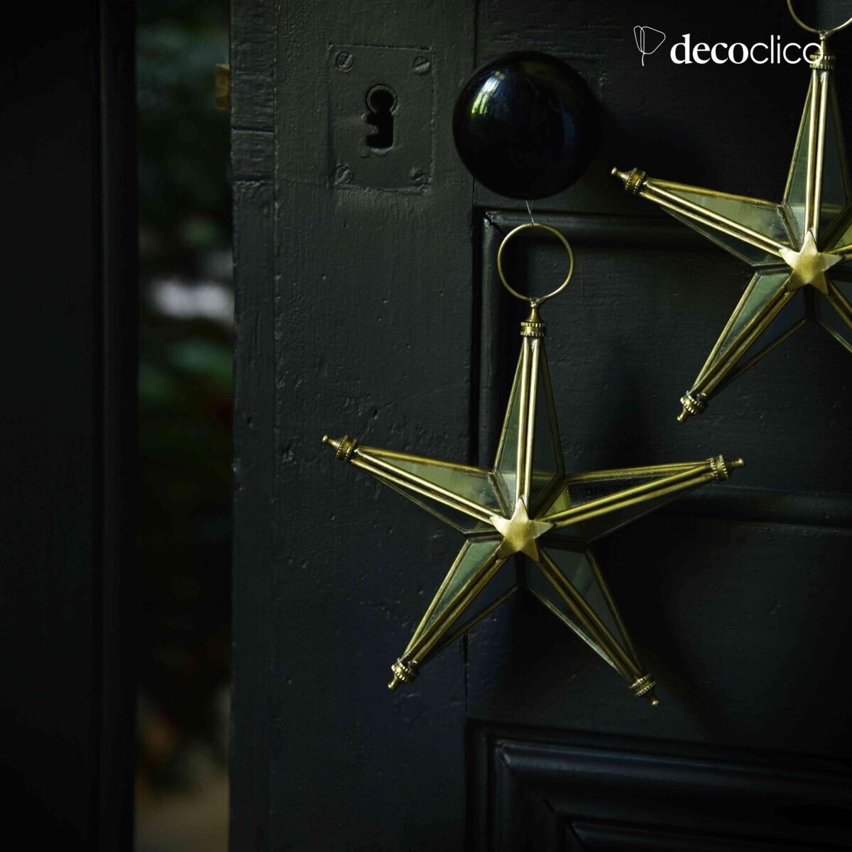 Set of 2 brass-finish metal stars with mirrored glass for hanging