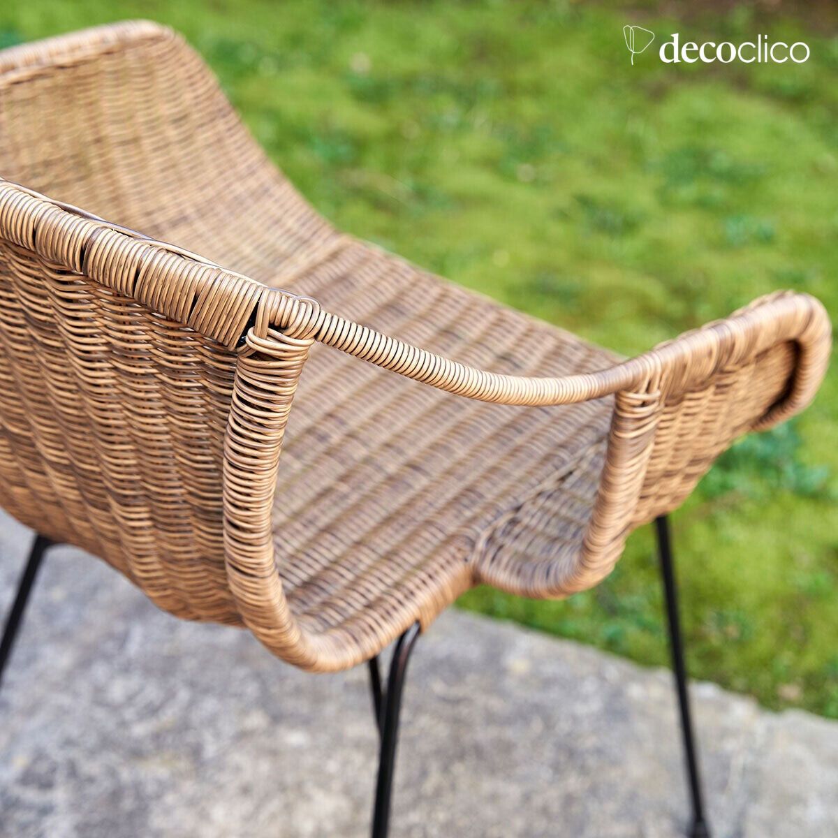 Set of 2 indoor/outdoor armchairs in woven resin