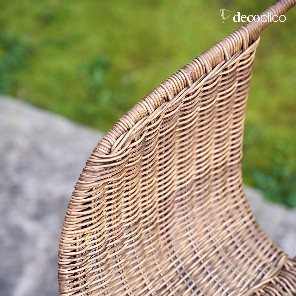 Set of 2 indoor/outdoor armchairs in woven resin