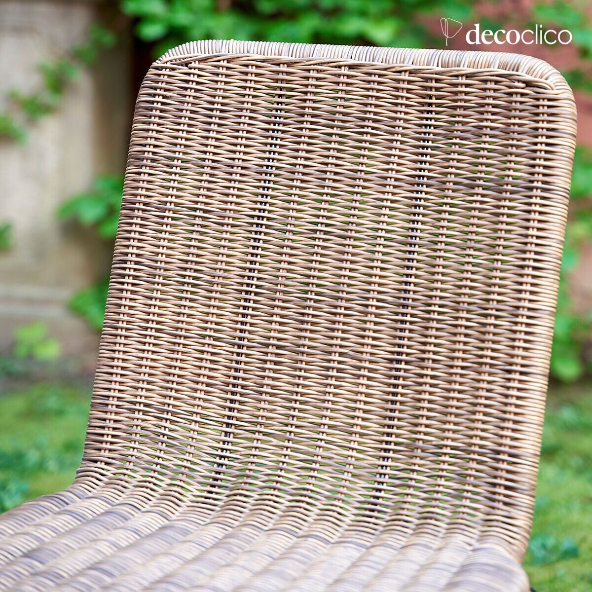 Set of 2 indoor/outdoor chairs in woven resin