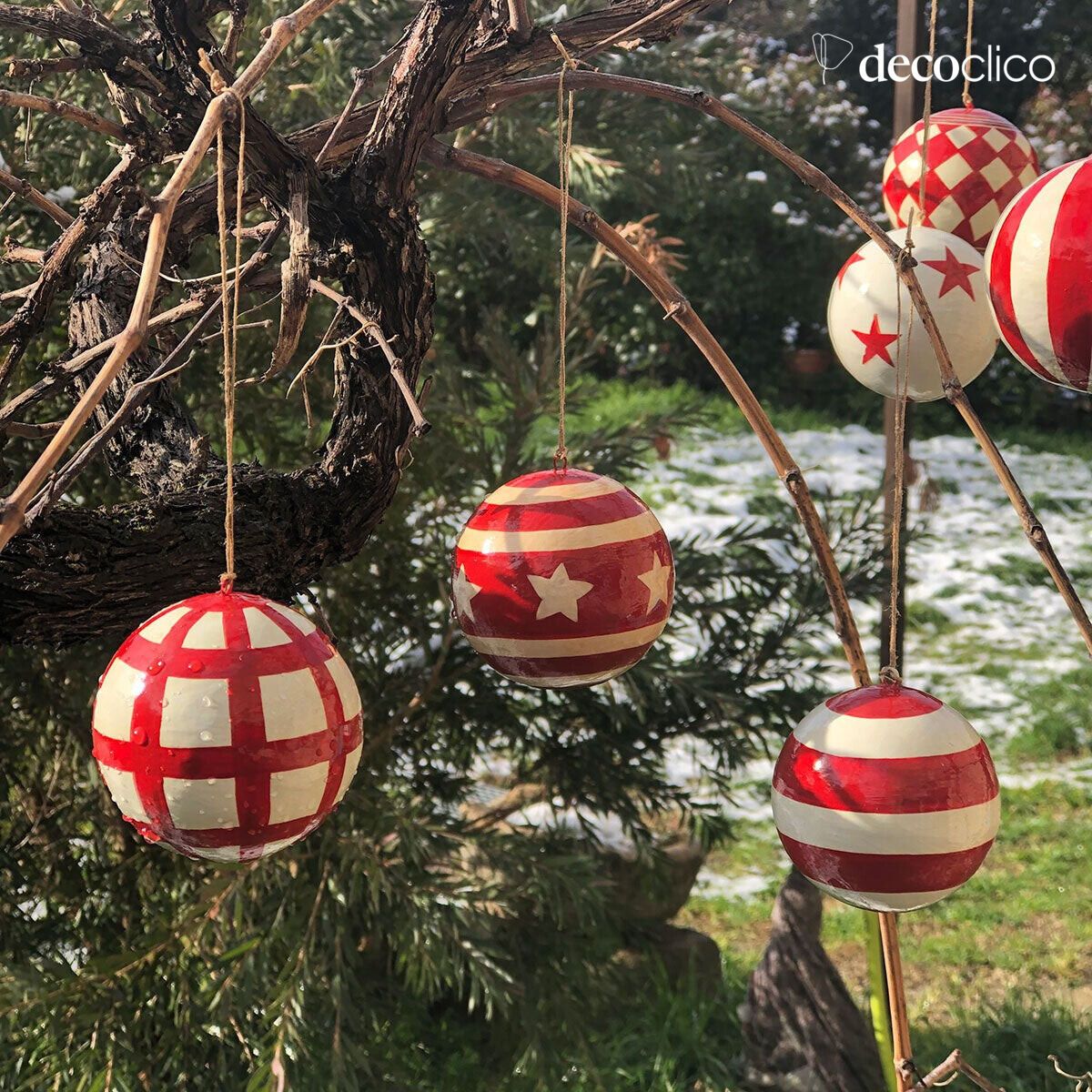Set of 6 papier-mâché Christmas baubles with motif Cirque