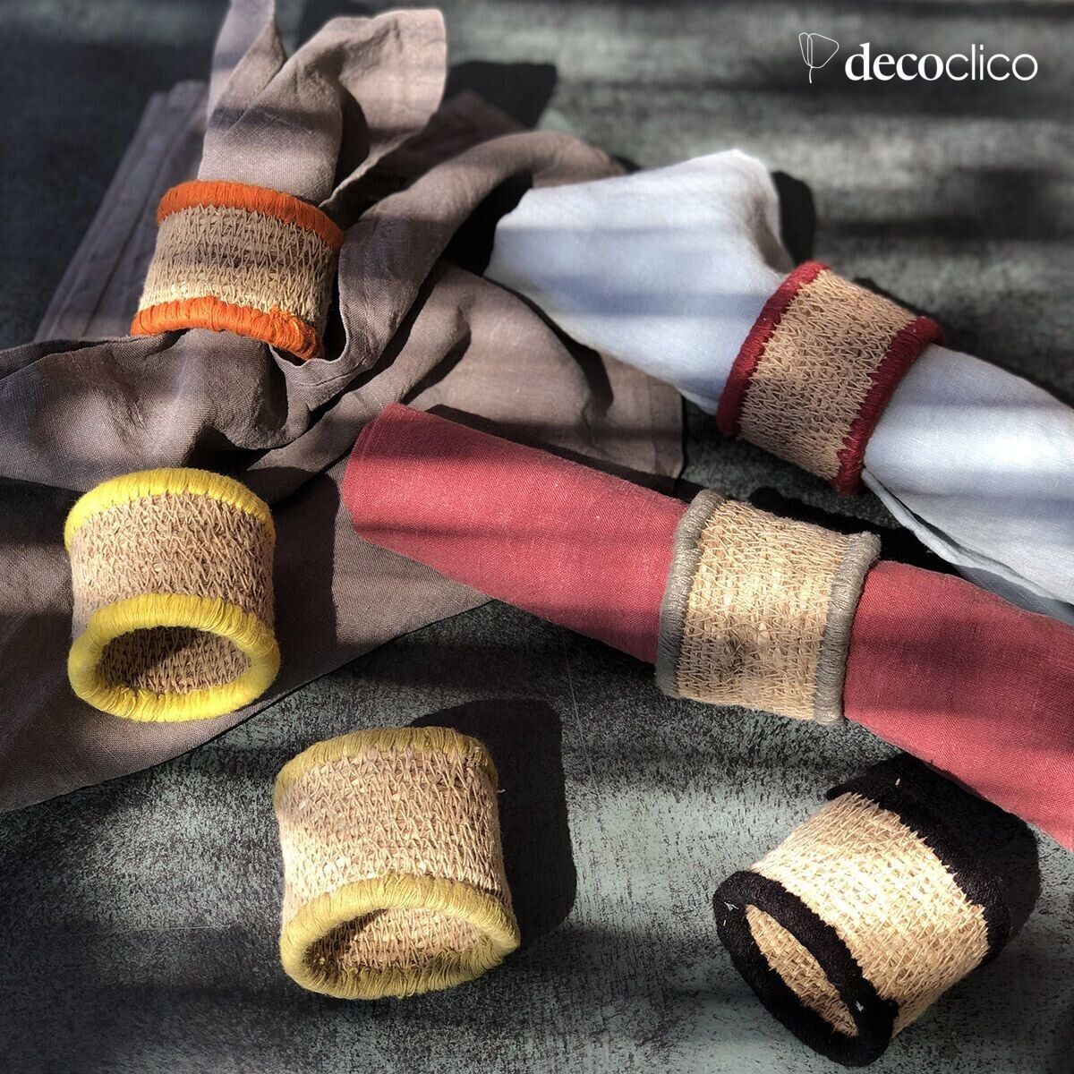 Set of 6 seagrass napkin rings with colored edging Bayadère