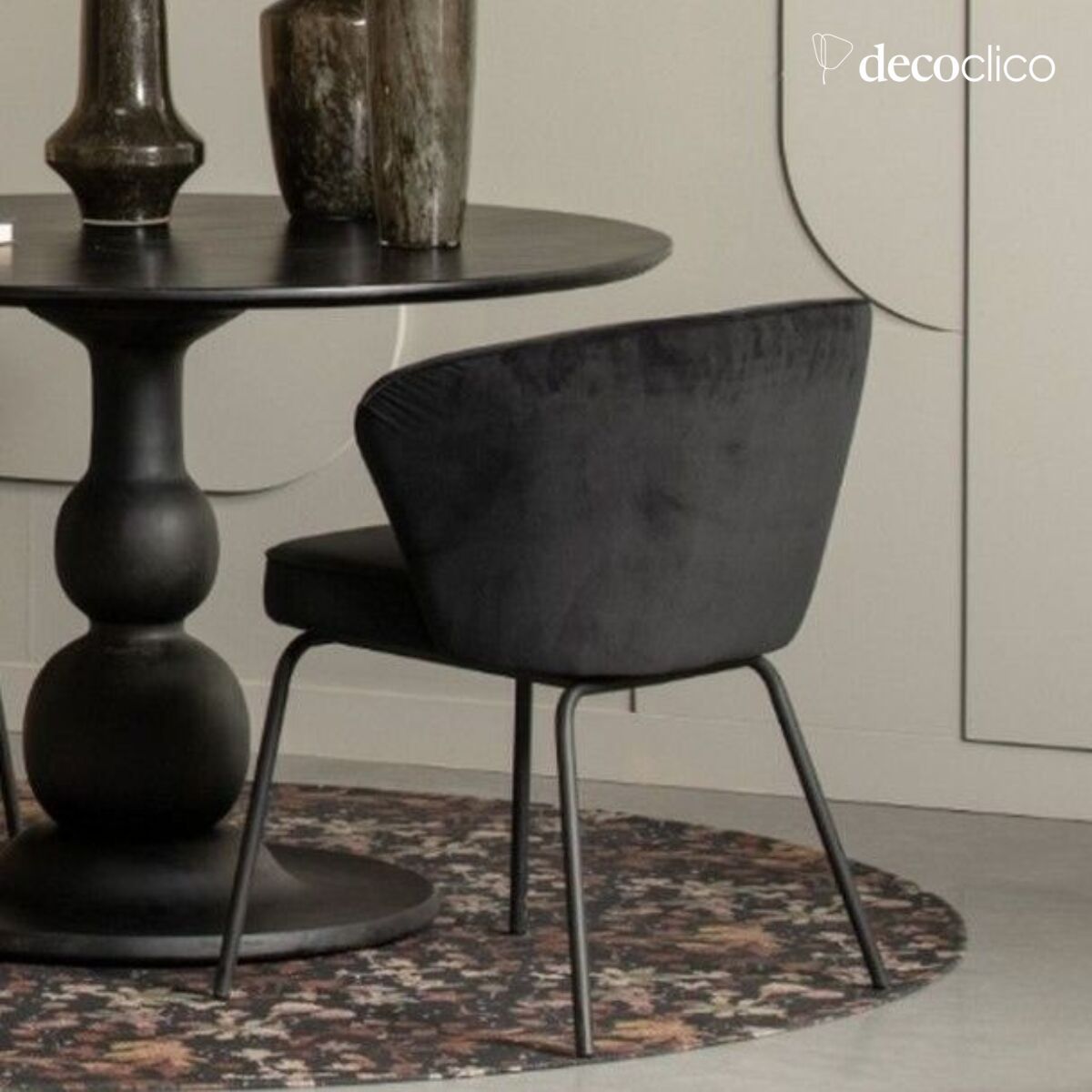 Silla de terciopelo negro Admit