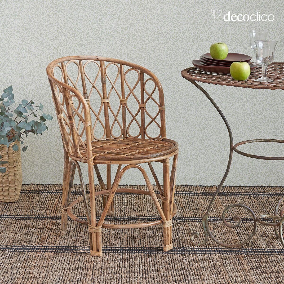 Silla de ratán natural con cojín de asiento