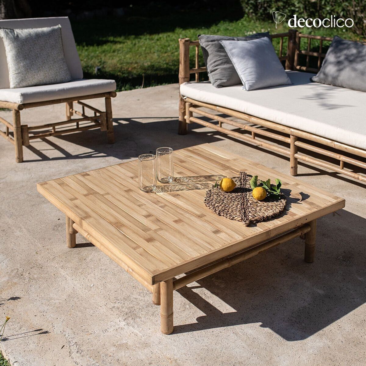 Square coffee table in natural bamboo Taman