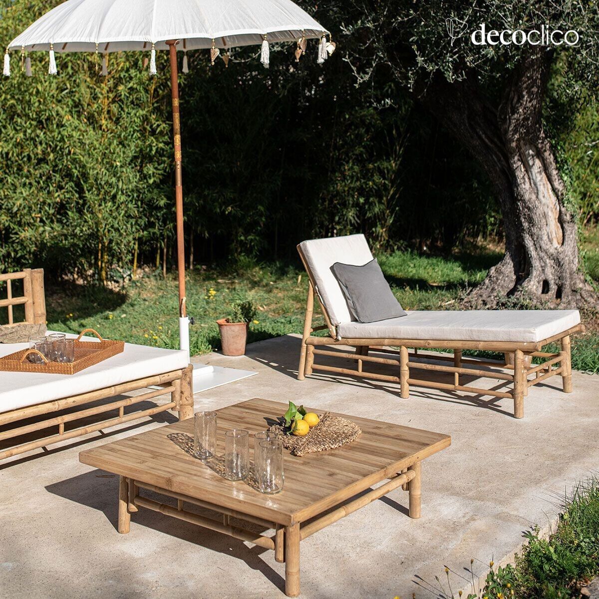 Square coffee table in natural bamboo Taman