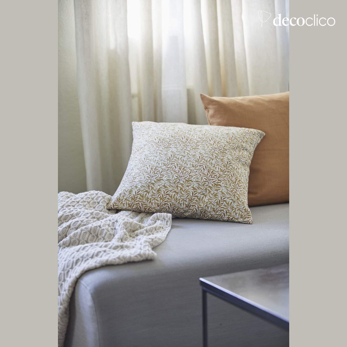 Square cushion in cotton poplin Willow Doré 