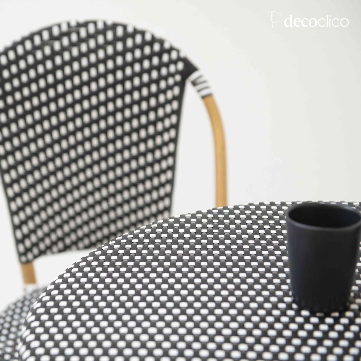 Table de bistro en résine tressée noir et blanc Belleville