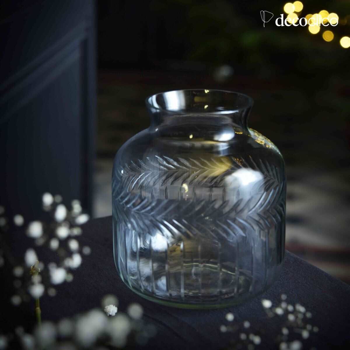 Transparent engraved glass vase Castille