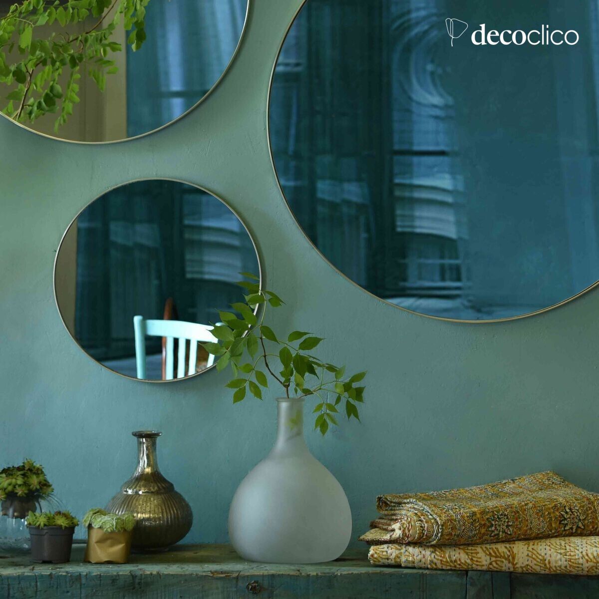 Vase Flasche aus Milchglas 30 x 22 cm Swann