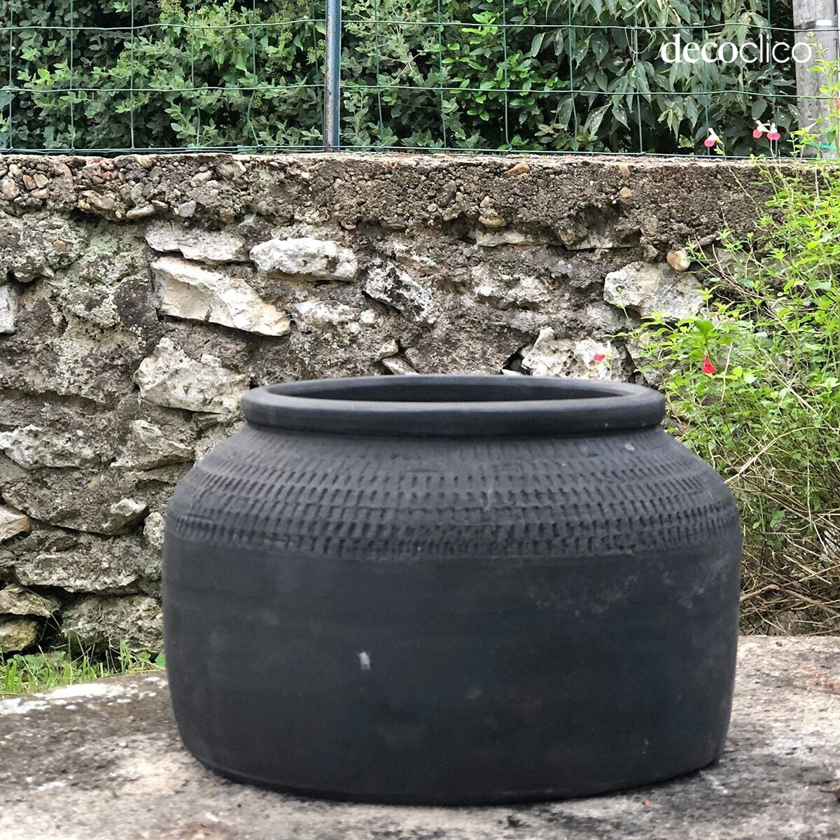 Vaso in terracotta carbone Petra fatto a mano