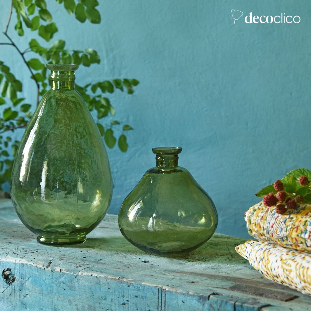 Vaso soliflorale a forma di bombola in vetro verde bugnato 17 x 15 cm