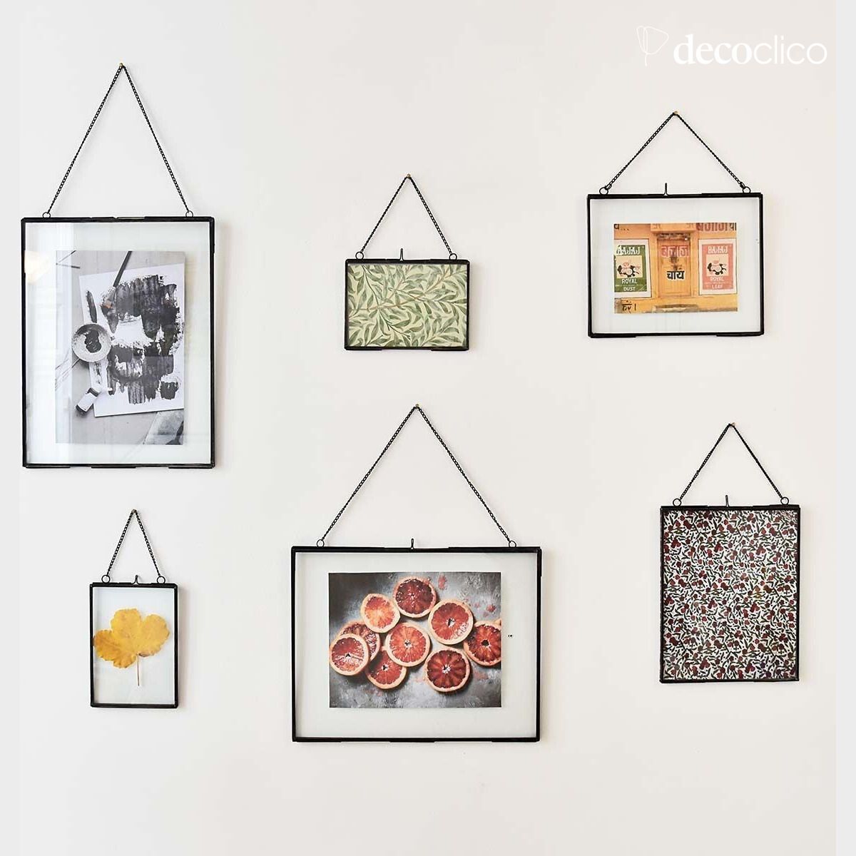 Verticale fotolijst met glazen ketting en matzwarte metalen afwerking 27 x 3 Mira