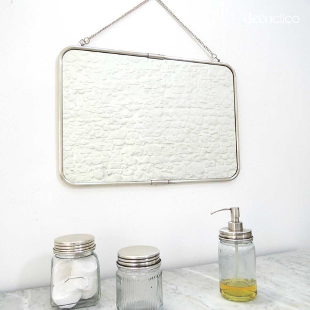 Verzilverde messing kappersspiegel met ketting 56 x 40 cm Chaumont