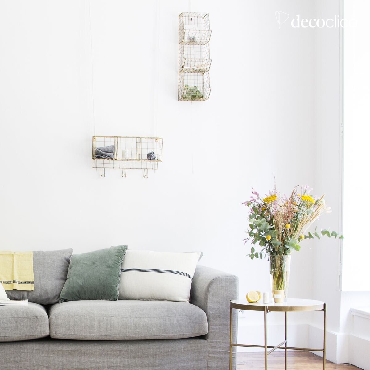 Wall shelf in gold mesh metal with 3 baskets Greed