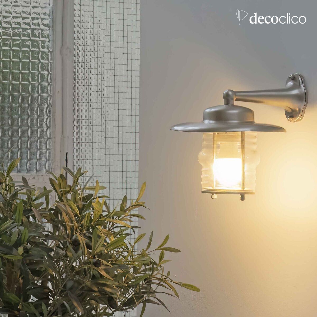 Wandlamp in mat nikkel Egee