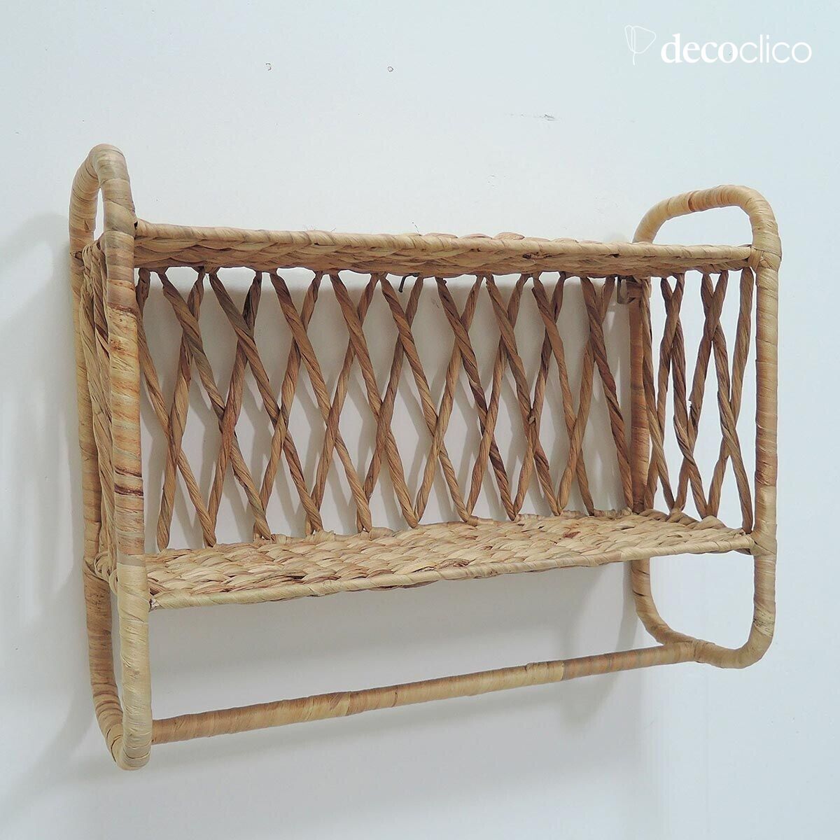 Wandplank van geweven waterhyacint met twee niveaus