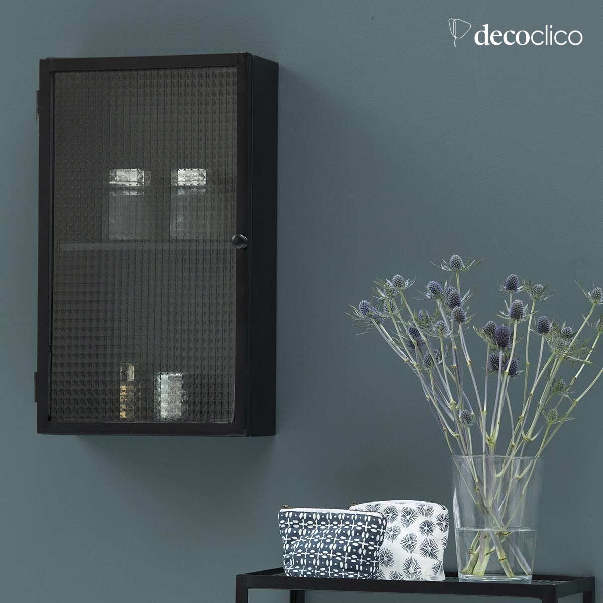 Wandplank zwart metalen kast glazen deur Nevada