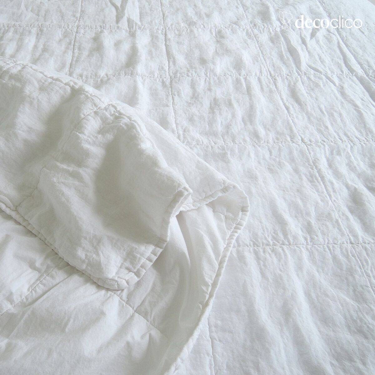 White washed linen bedspread Oslo